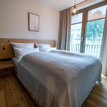 Full House Premium Apartments Jena Esterno foto