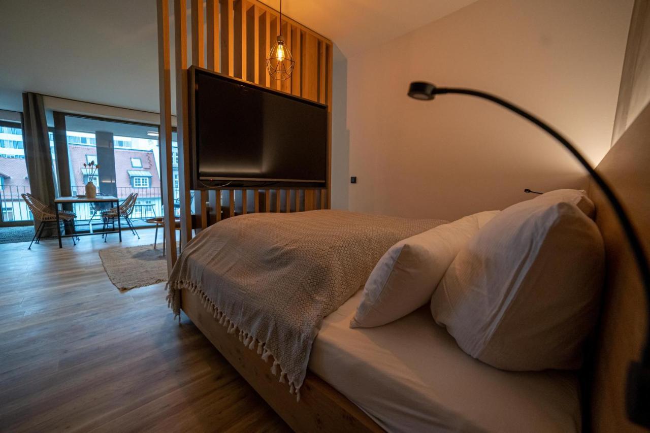 Full House Premium Apartments Jena Esterno foto
