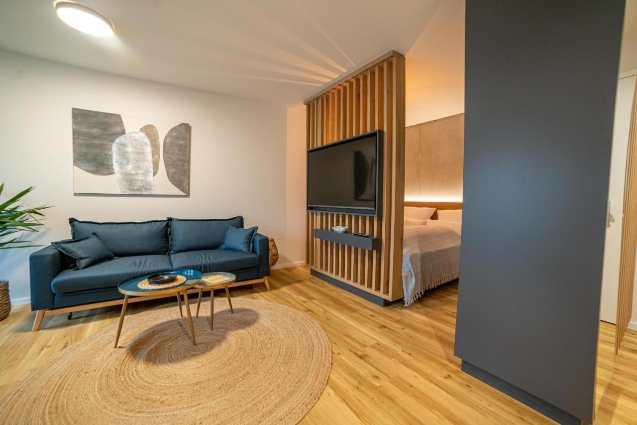 Full House Premium Apartments Jena Esterno foto